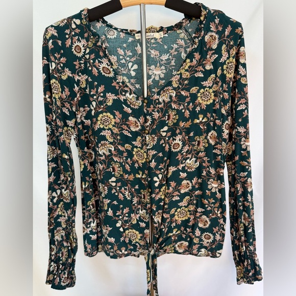 Live To Be Spoiled Green Floral Button Front Tie-Hem Blouse – Size S Boho Style - Picture 1 of 9